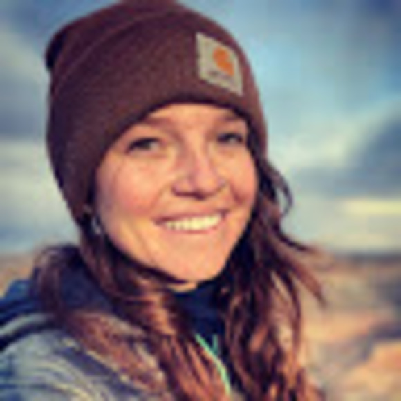 Meet your Posher, Renee - Picture 1 of 1